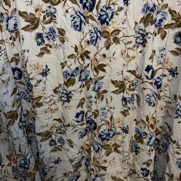 American Eagle floral peasant top - Picture 6 of 6
